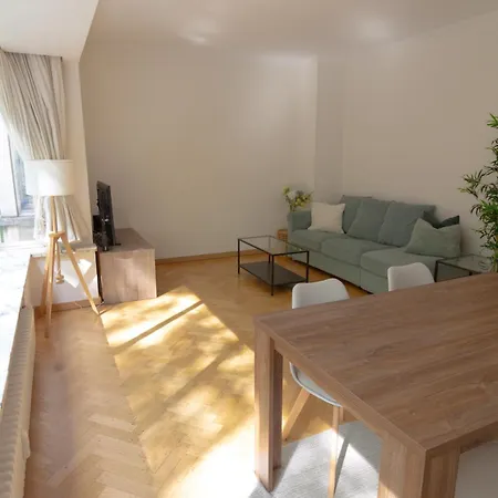 Moliere - Hue Connected Apartment *